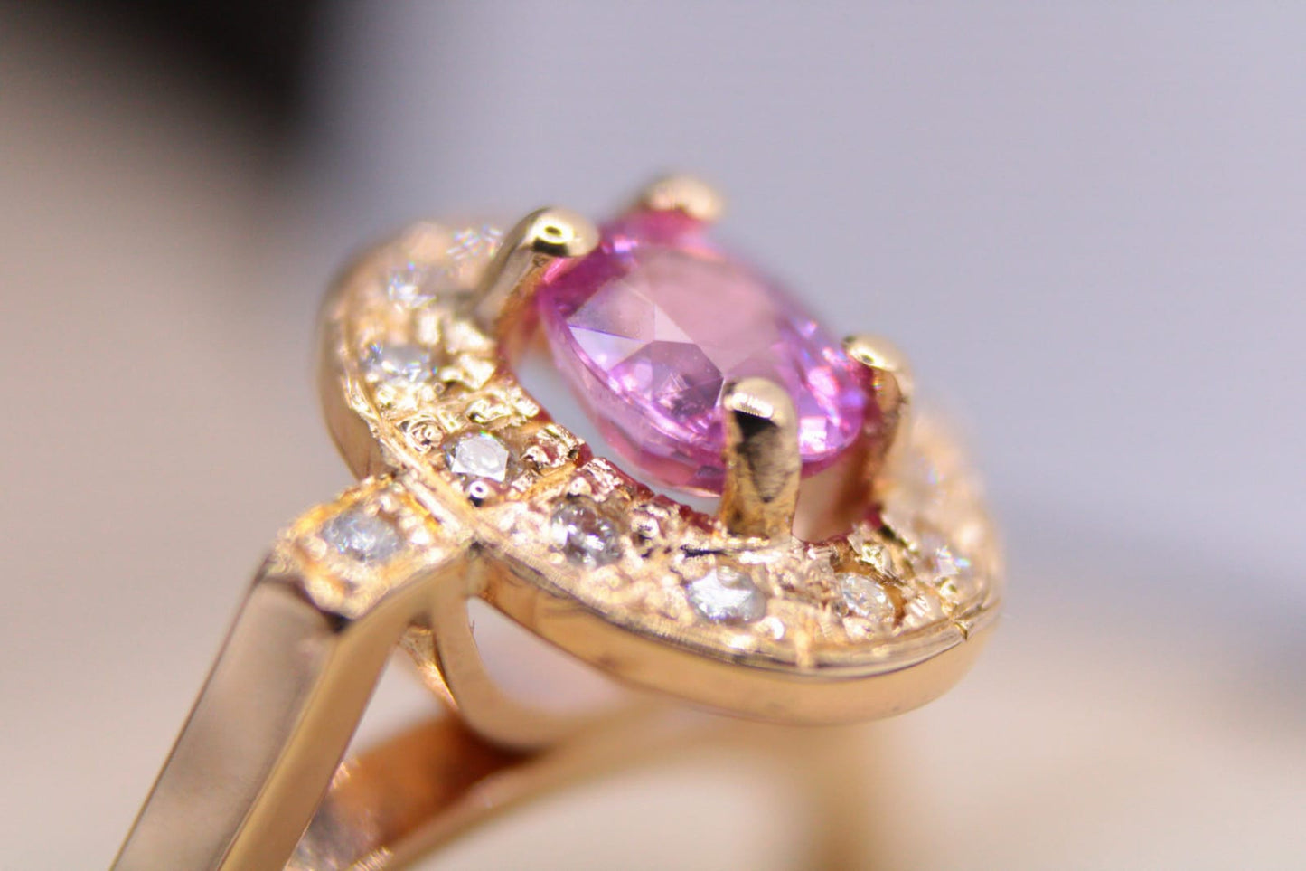 Anillo Zafiro Rosa